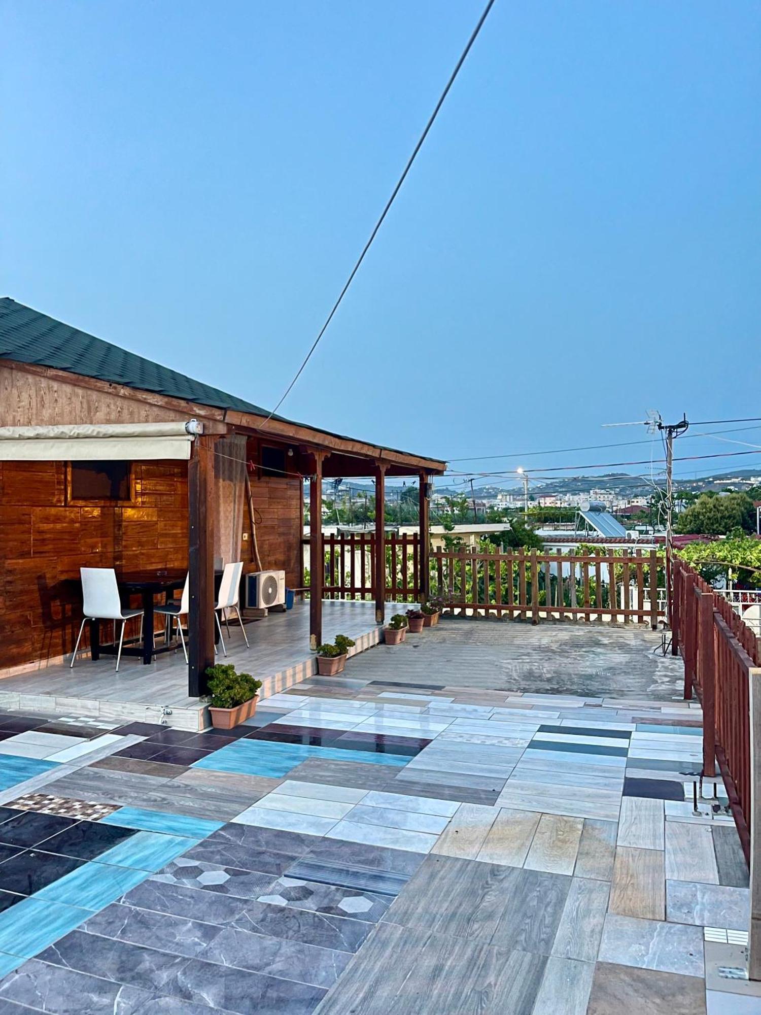 Guest House Dea Vlore Exterior photo